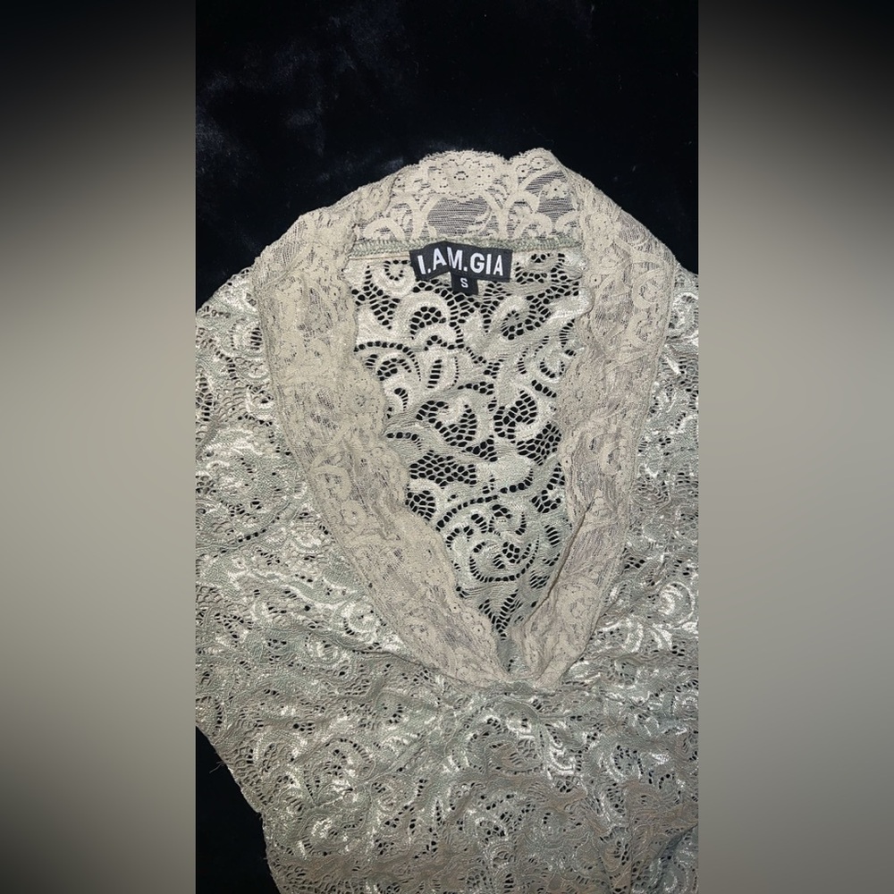 I.AM.GIA - Picture 3 of 3